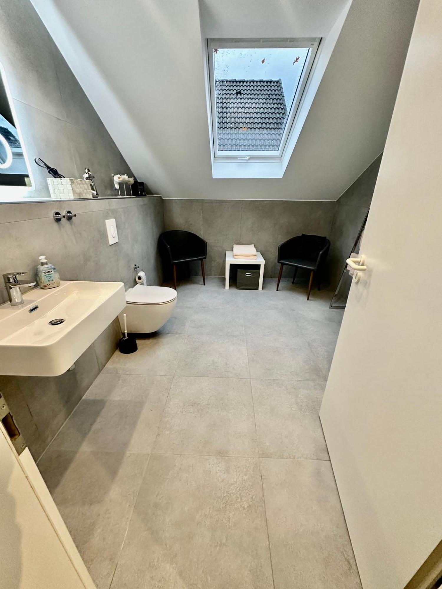 Zwei Ferienwohnungen Anker Max 5 Personen & Leuchtturm Max 4 Personen, Direkt In Steinhude Scheunenviertel, Balkon, Wlan , Privater Parkplatz, Wallbox Eksteriør bilde