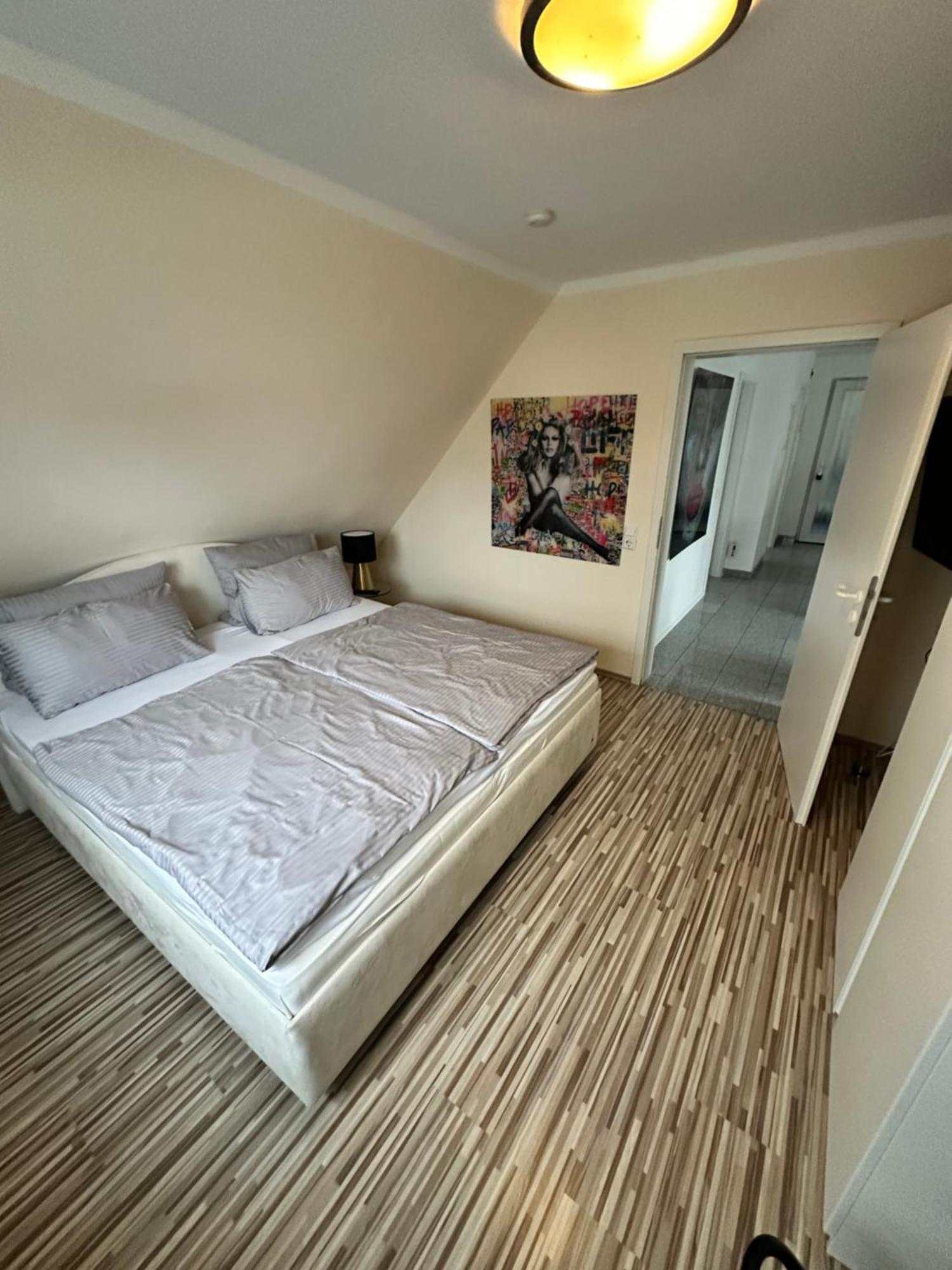 Zwei Ferienwohnungen Anker Max 5 Personen & Leuchtturm Max 4 Personen, Direkt In Steinhude Scheunenviertel, Balkon, Wlan , Privater Parkplatz, Wallbox Eksteriør bilde